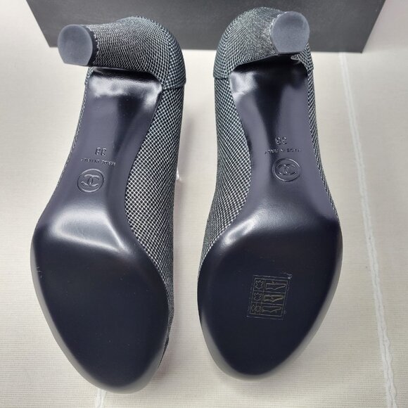 Chanel Pumps Sz 7.5 Dark Silver Black Logo Cap Toe Stiletto Heels Leather Fabric - Picture 6 of 14